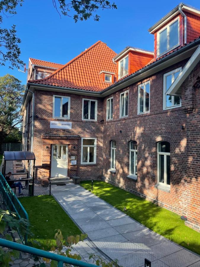 Ahoi Hostel Hamburg-Harburg Exteriör bild