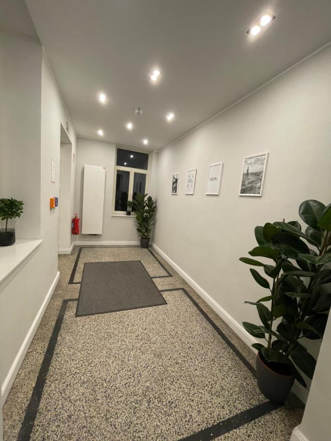 Ahoi Hostel Hamburg-Harburg Exteriör bild