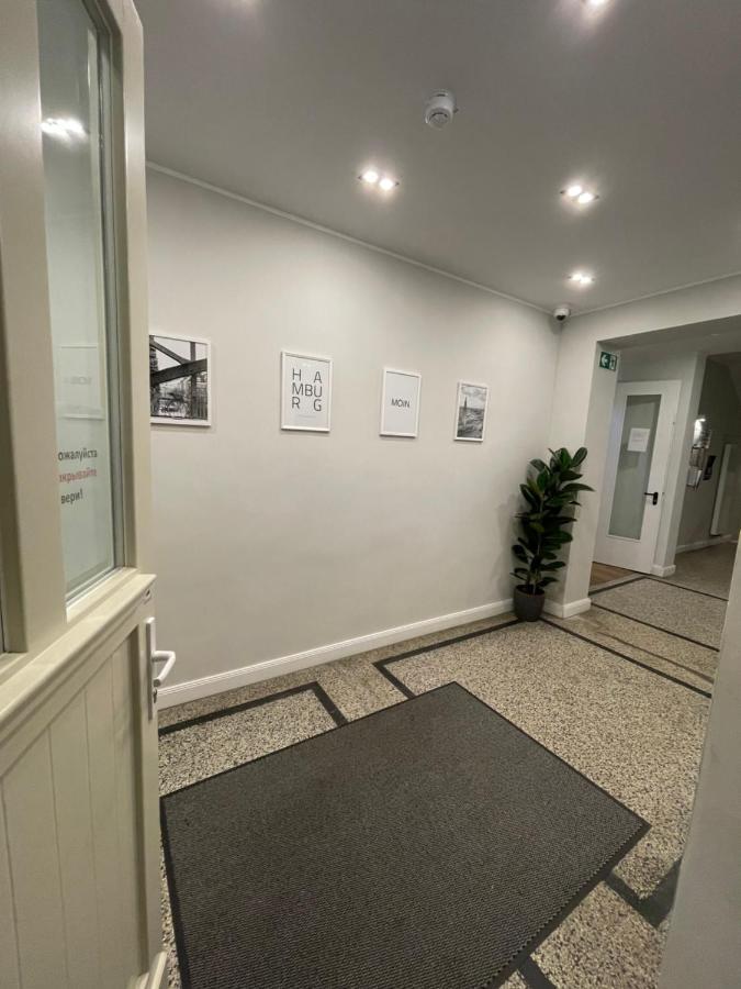 Ahoi Hostel Hamburg-Harburg Exteriör bild