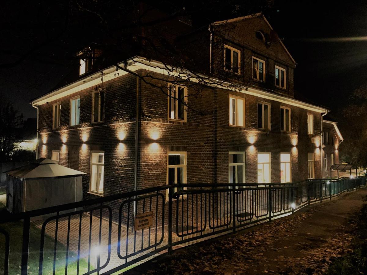 Ahoi Hostel Hamburg-Harburg Exteriör bild